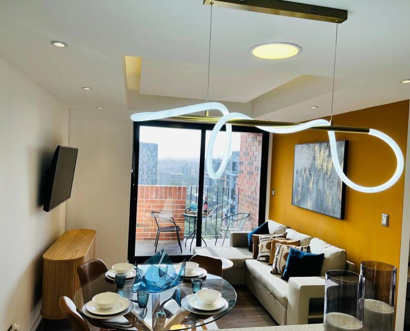Apartamento 2 Habitaciones, Edificio Airali, Zona 10, Miradolo Guatemala City ภายนอก รูปภาพ