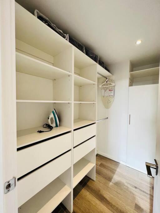 Apartamento 2 Habitaciones, Edificio Airali, Zona 10, Miradolo Guatemala City ภายนอก รูปภาพ