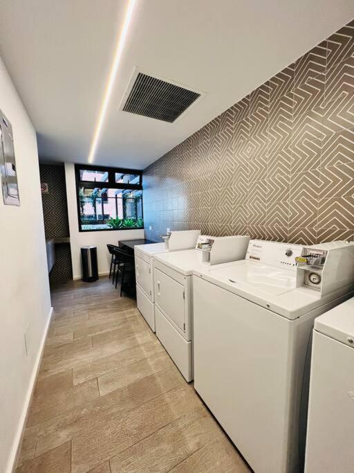 Apartamento 2 Habitaciones, Edificio Airali, Zona 10, Miradolo Guatemala City ภายนอก รูปภาพ