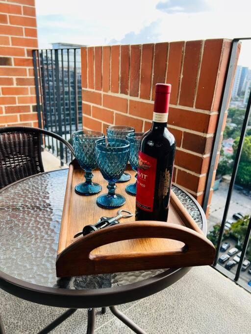 Apartamento 2 Habitaciones, Edificio Airali, Zona 10, Miradolo Guatemala City ภายนอก รูปภาพ
